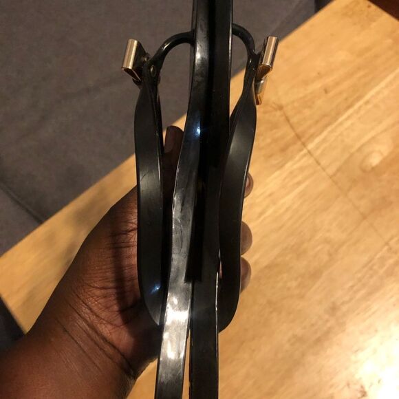 Coach Landon jelly  black flip flop thong sandals with gold bow, size 6 - Picture 7 of 9